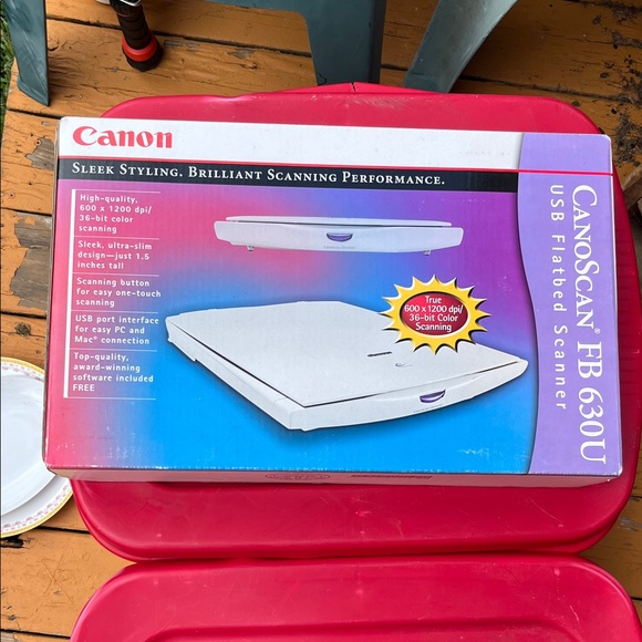 Canon CanoScan FB 630U USB Flatbed Scanner